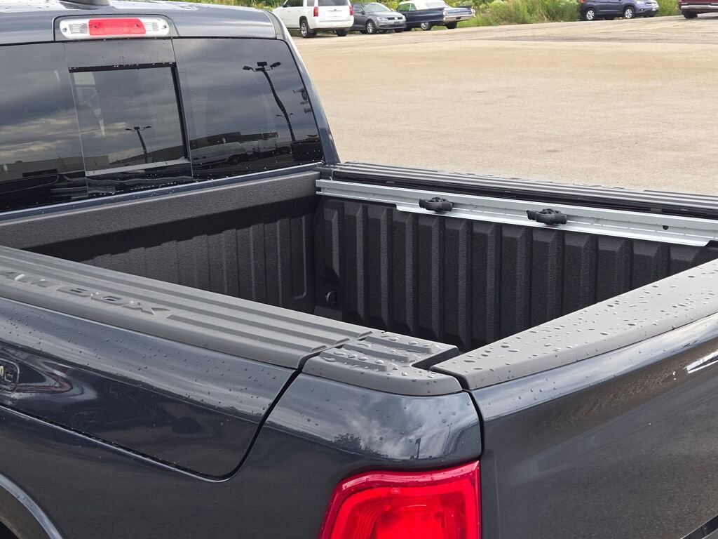 New 2026 RAM 1500 4x4 Crew Cab image 15