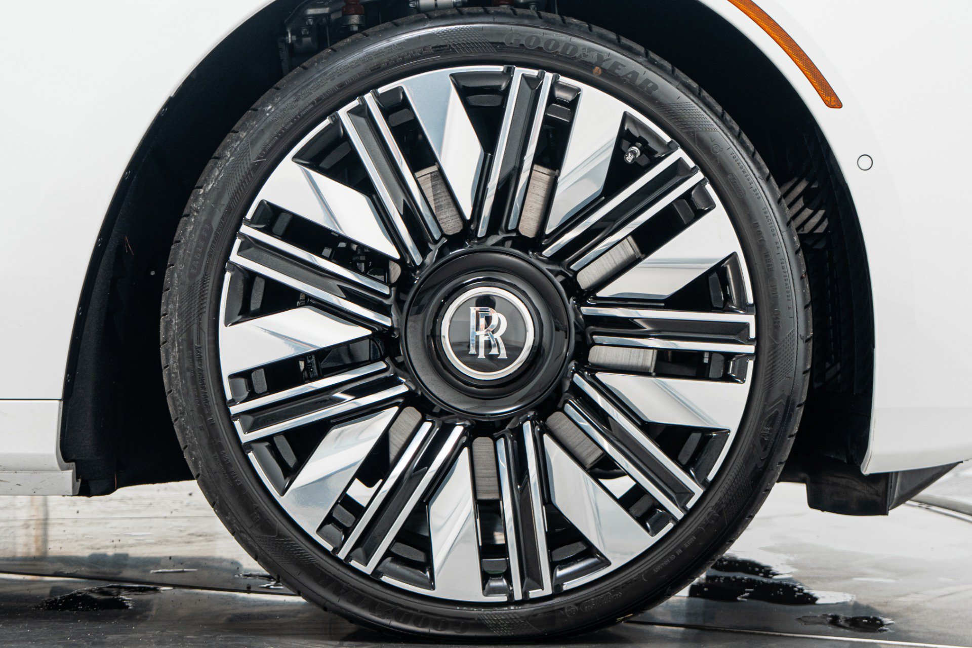 Used 2026 Rolls-Royce Ghost AWD/4WD image 46