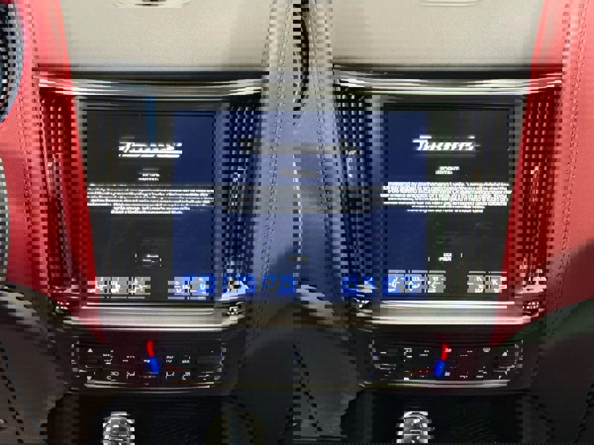 Used 2021 Maserati Levante S GranSport image 20