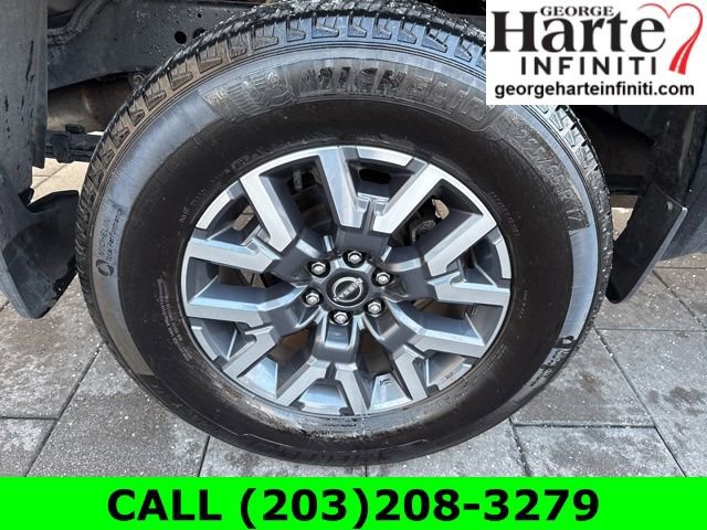 Used 2024 Nissan Frontier SL w/ Technology Package image 9