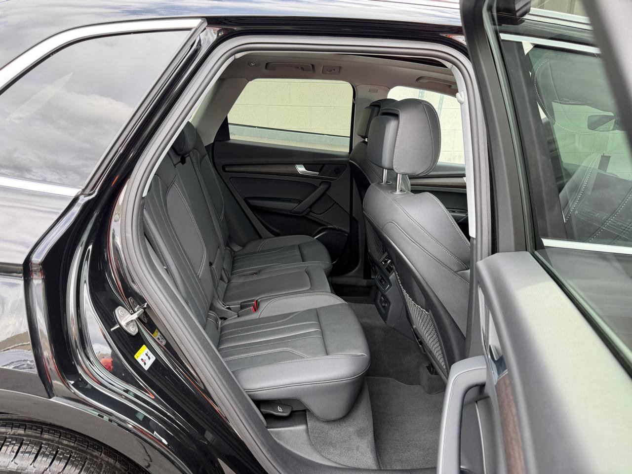 Used 2025 Audi Q5 e Premium image 21