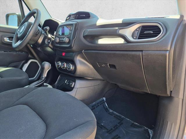 Used 2016 Jeep Renegade Sport w/ Power & Air Group FWD image 21