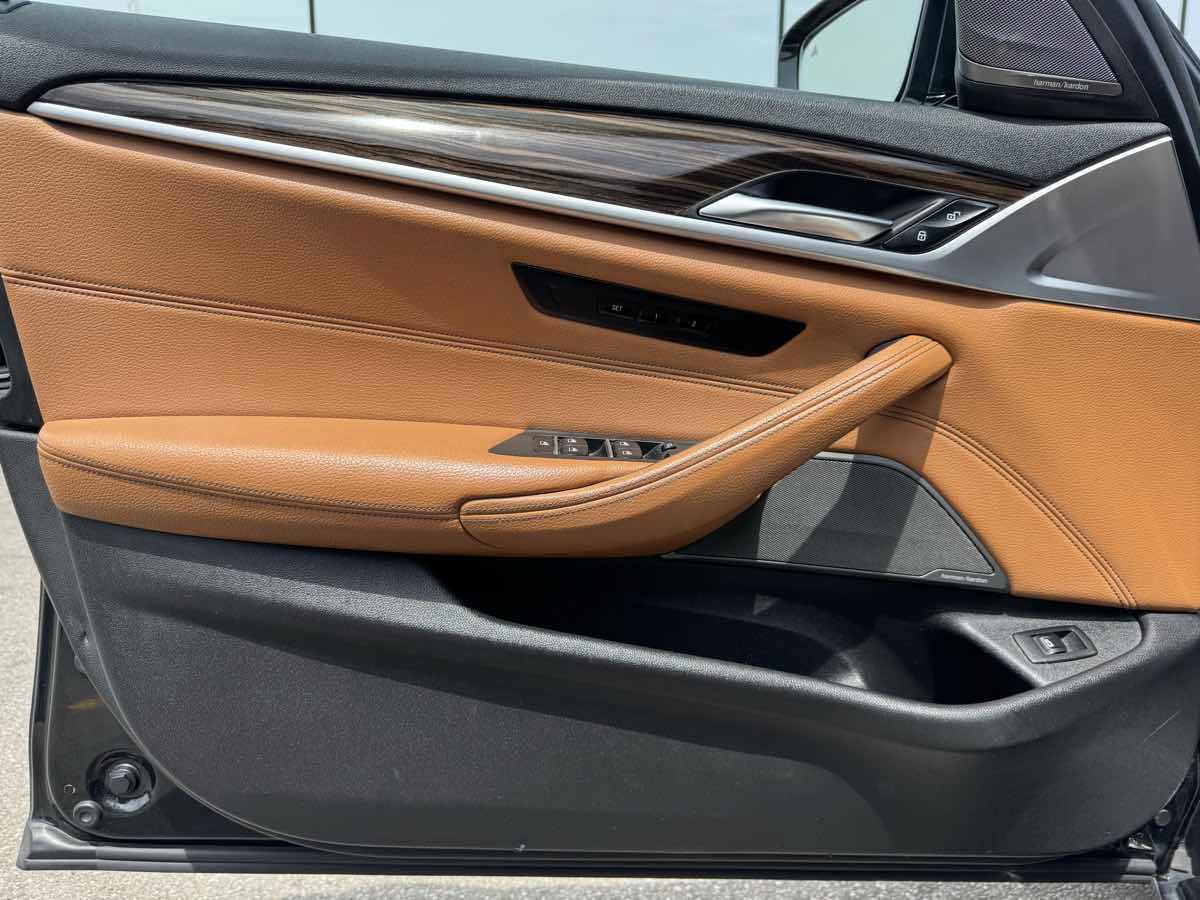 Used 2019 BMW 530i xDrive w/ Luxury Package AWD/4WD image 28