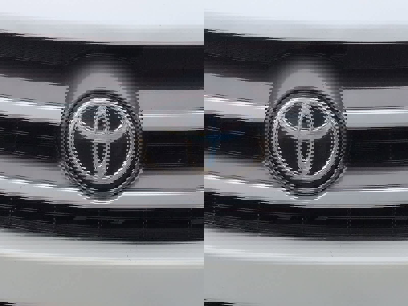 Used 2019 Toyota Highlander Limited image 12