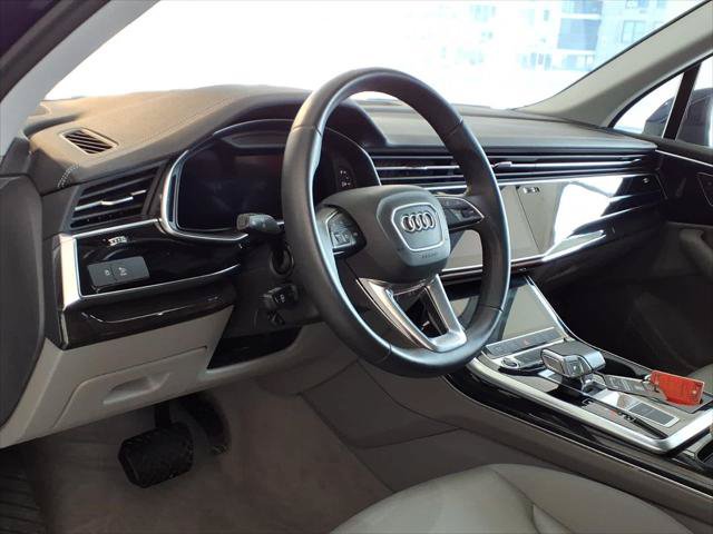 Certified 2023 Audi Q7 2.0T Premium w/ Convenience Package AWD/4WD image 9