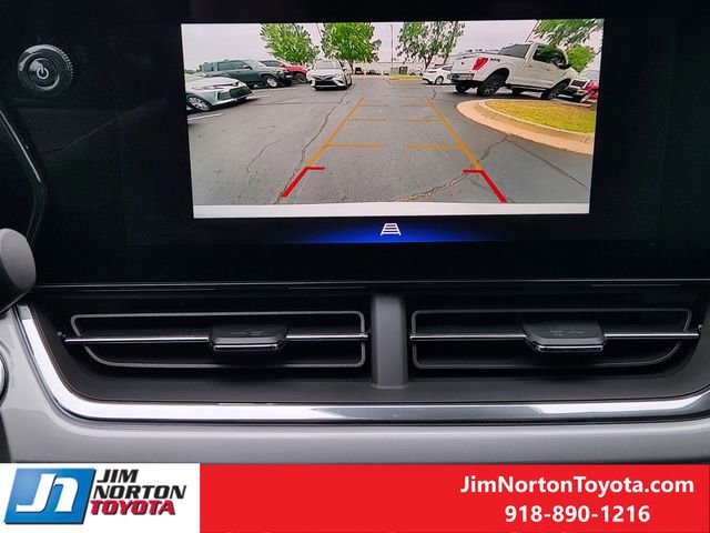 Used 2025 Chevrolet Trax LT w/ Driver Confidence Package FWD image 20