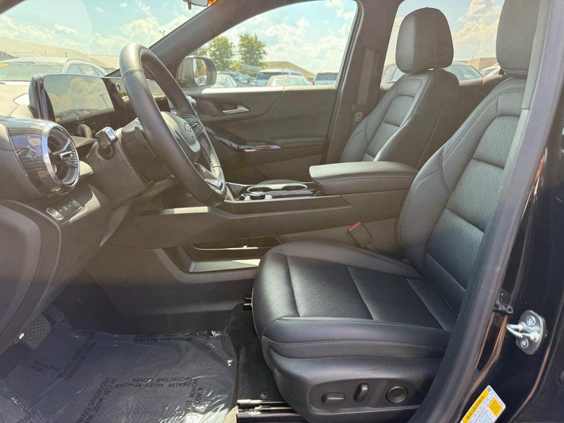 Used 2026 Chevrolet Equinox LT w/ Convenience Package II AWD/4WD image 8