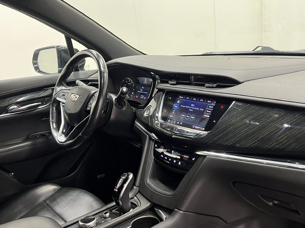 Used 2020 Cadillac XT6 Premium Luxury AWD/4WD image 22