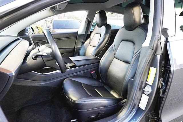 Used 2019 Tesla Model 3 Mid Range RWD image 21
