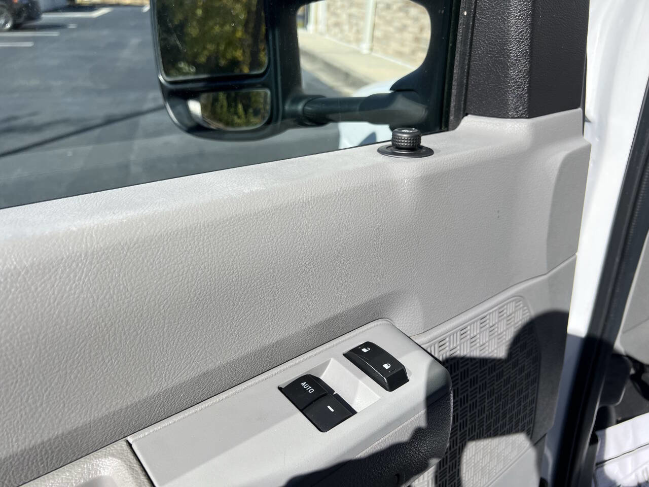 Used 2021 Ford E-350 and Econoline 350 Super Duty w/ Power Windows & Locks Group RWD image 15