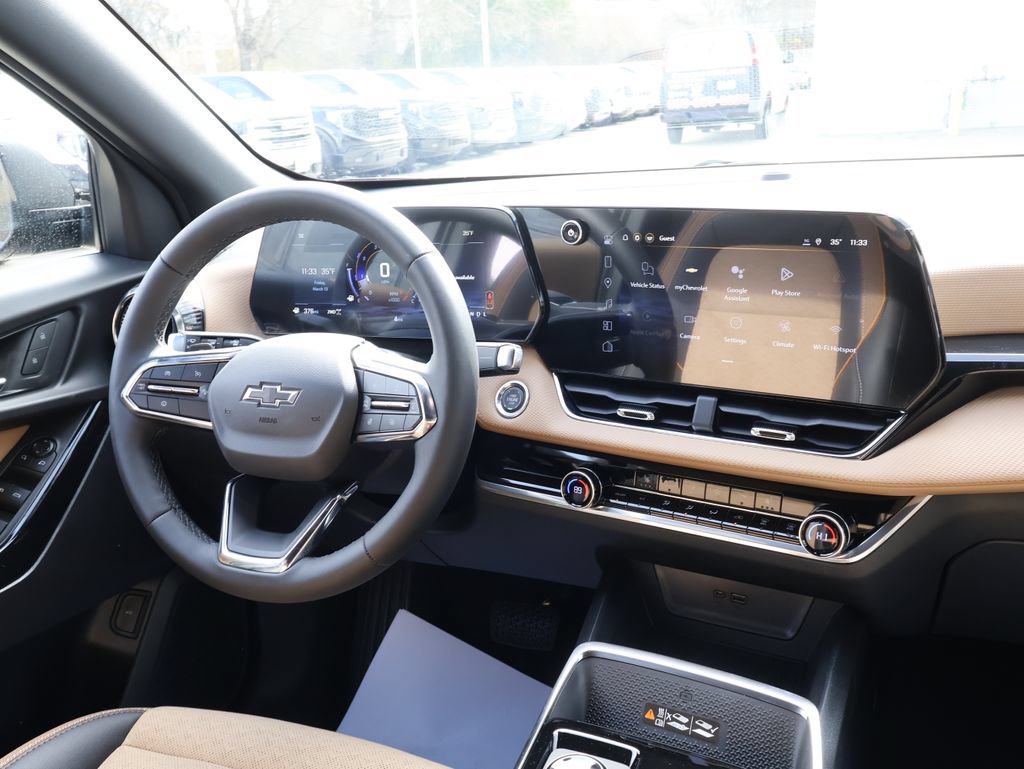 New 2026 Chevrolet Equinox ACTIV w/ Safety and Technology Package AWD/4WD image 27