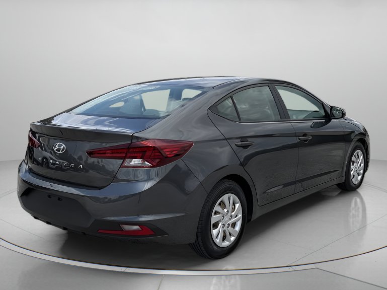 Used 2020 Hyundai Elantra SE FWD image 3