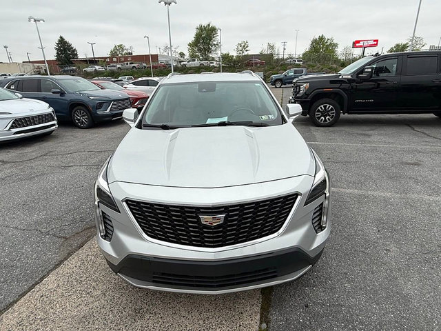 Used 2019 Cadillac XT4 Premium Luxury w/ Enhanced Visibility Package AWD/4WD image 9