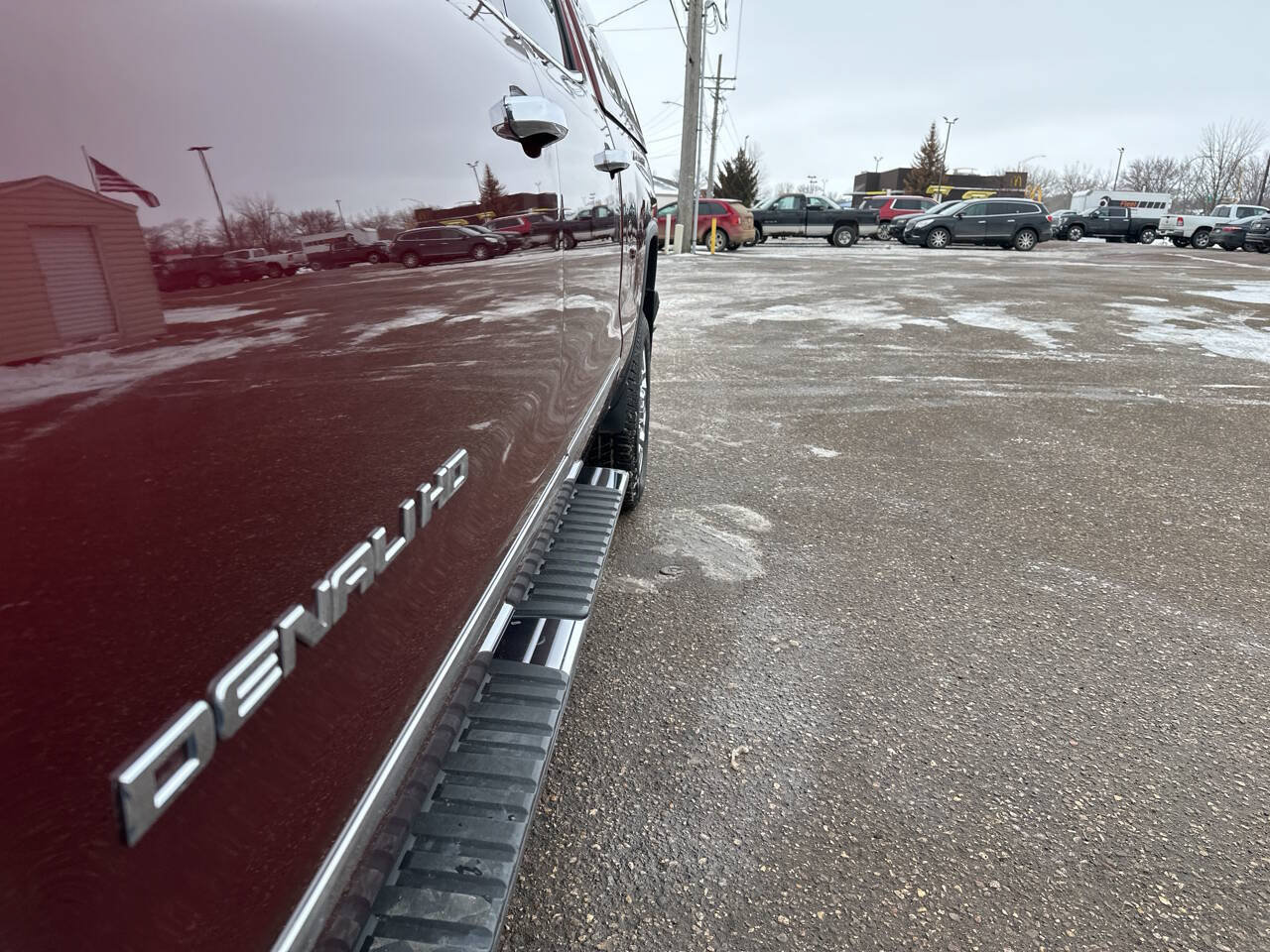 Used 2017 GMC Sierra 2500 Denali w/ Duramax Plus Package AWD/4WD image 17