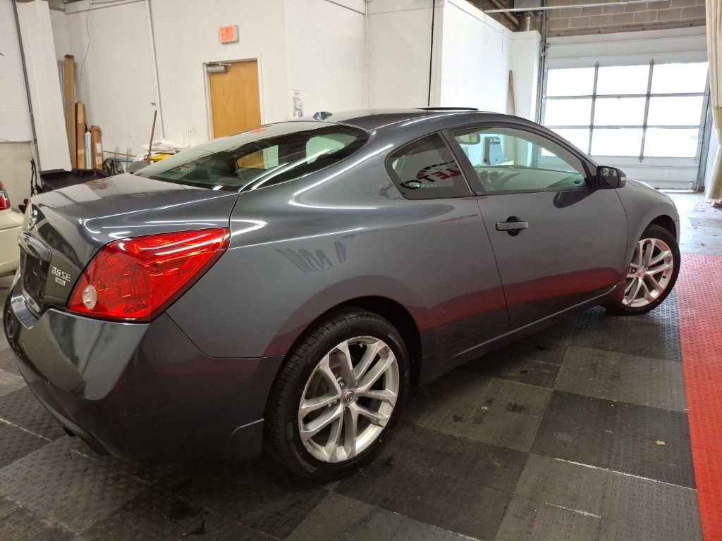 Used 2009 Nissan Altima 3.5 SE w/ Premium Pkg image 11