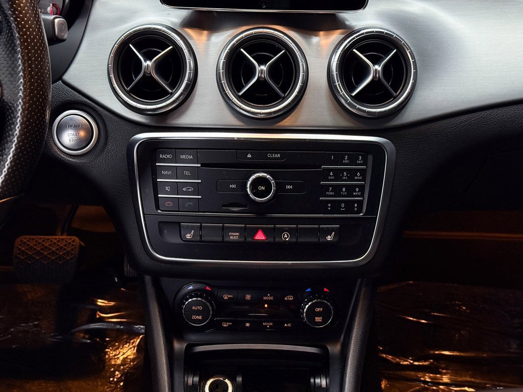 Used 2016 Mercedes-Benz CLA 250 image 24