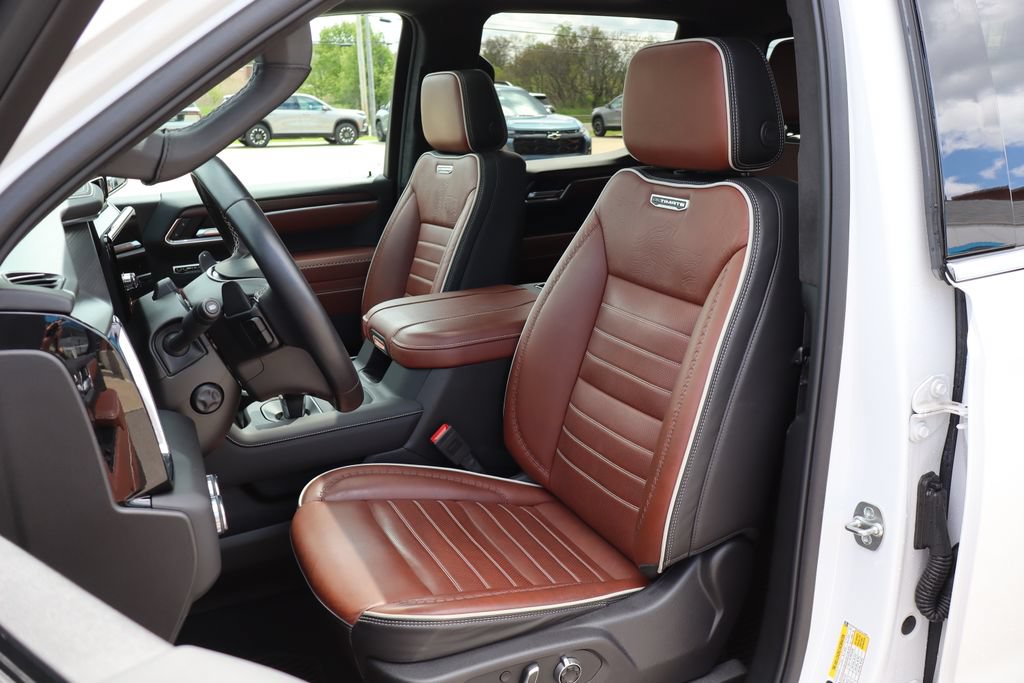 Used 2025 GMC Sierra 1500 Denali Ultimate AWD/4WD image 17