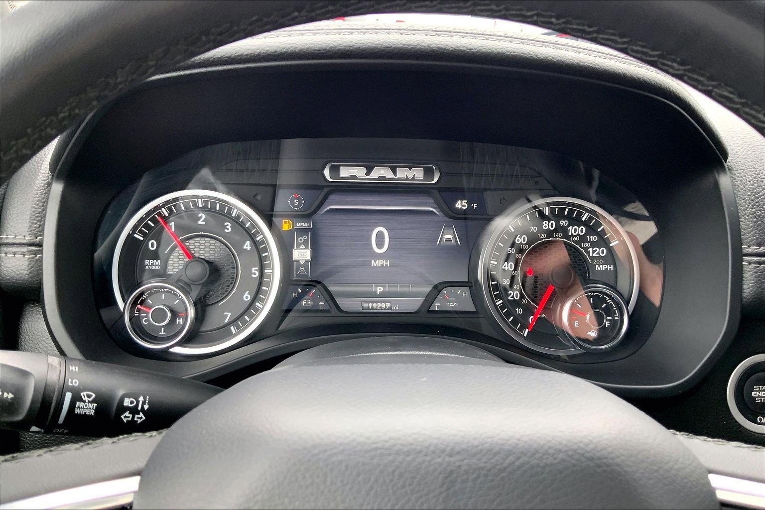 Used 2025 RAM 1500 Laramie AWD/4WD image 24