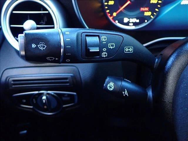 Used 2021 Mercedes-Benz GLC 300 4MATIC image 24