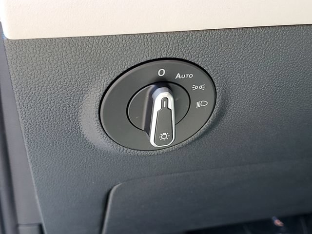 New 2026 Volkswagen Taos SE AWD/4WD image 21