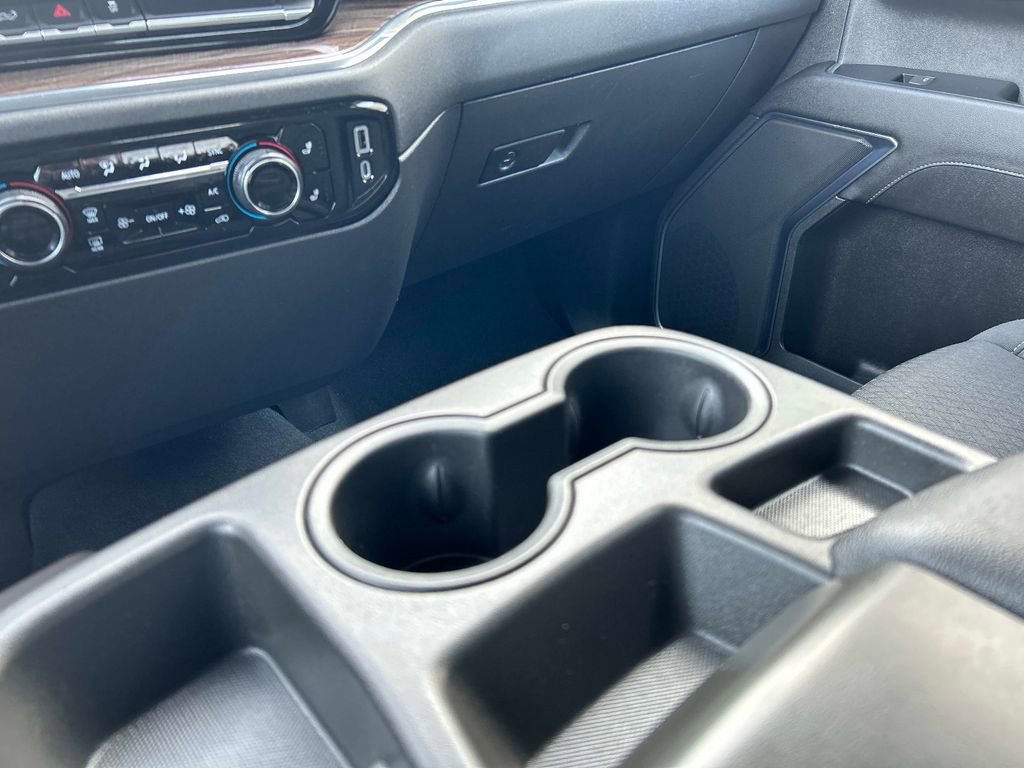 Used 2023 Chevrolet Silverado 1500 LT image 31