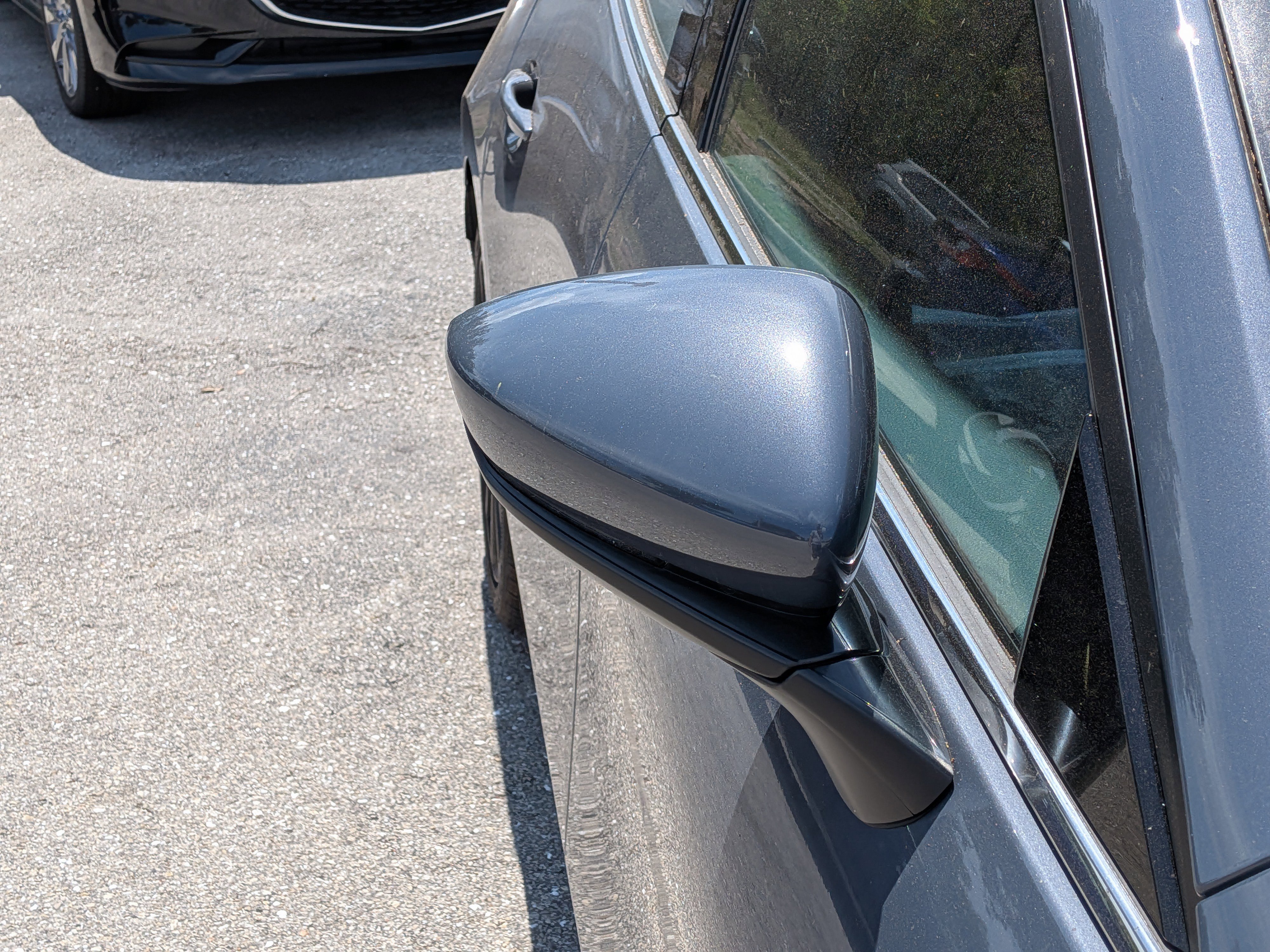 Used 2025 MAZDA MAZDA3 2.5 S Hatchback w/ Premium Pkg image 12