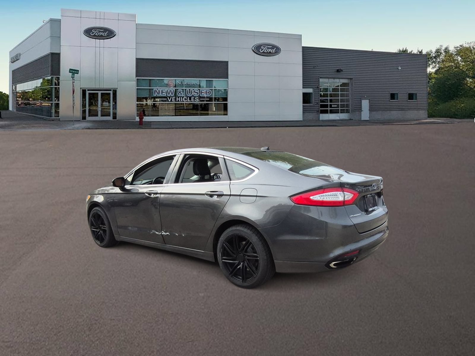 Used 2015 Ford Fusion SE w/ Equipment Group 202A FWD image 7