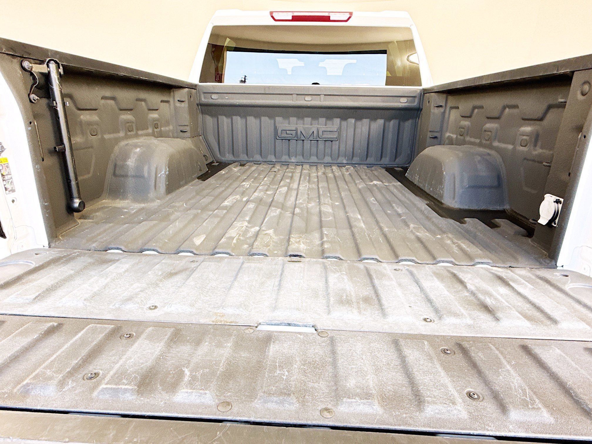 Used 2022 GMC Sierra 1500 Elevation RWD image 27