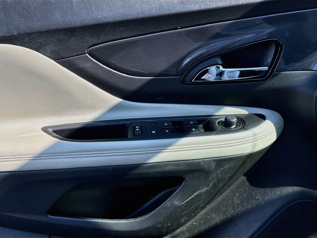 Used 2020 Buick Encore Preferred w/ Safety Package FWD image 24