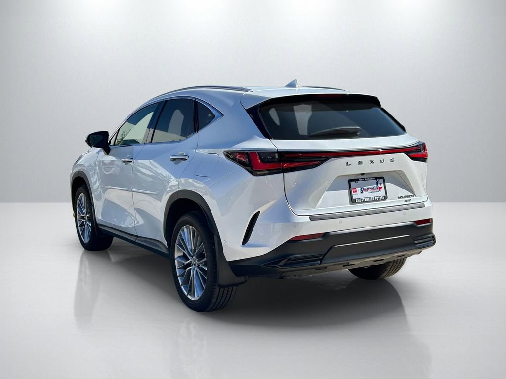 Used 2023 Lexus NX 350h AWD w/ Vision Package image 7