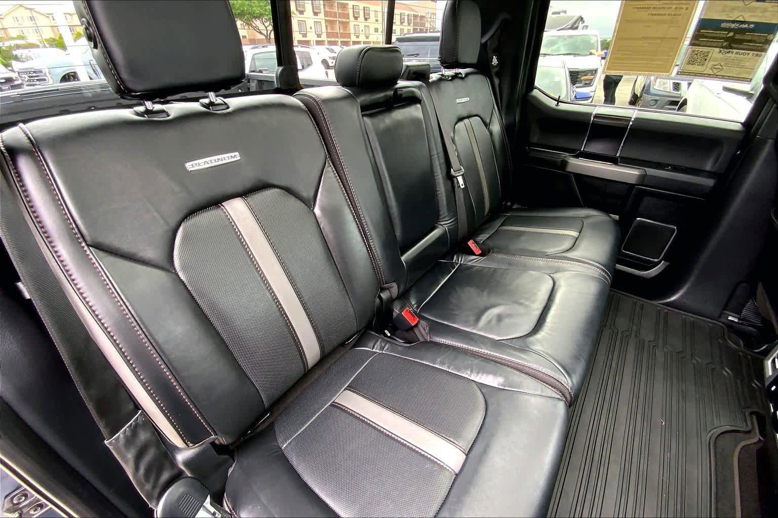 Used 2019 Ford F150 Platinum w/ Equipment Group 701A Luxury image 18
