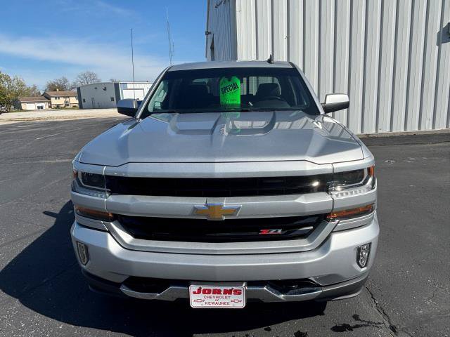 Used 2018 Chevrolet Silverado 1500 LT w/ All Star Edition AWD/4WD image 4