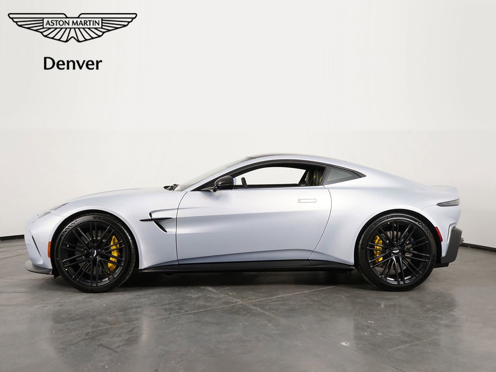 New 2026 Aston Martin V8 Vantage Coupe image 2