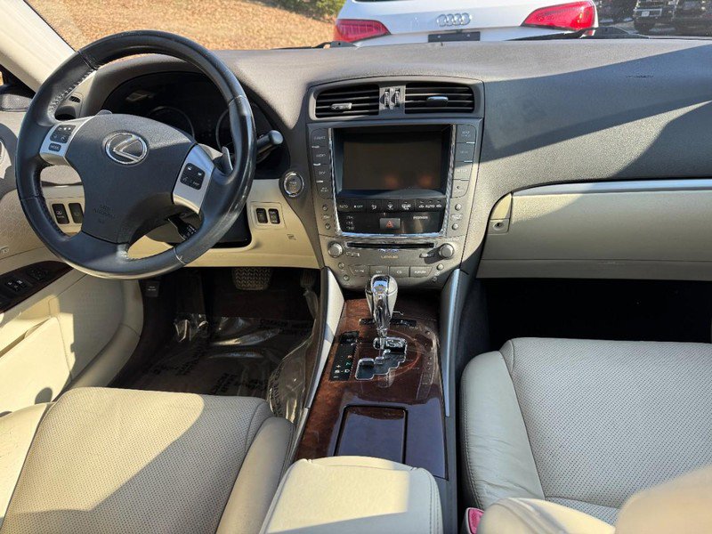 Used 2011 Lexus IS 350 AWD image 11