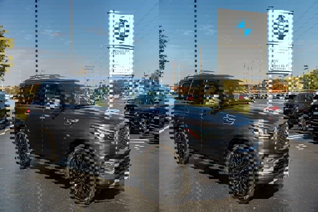 Used 2019 INFINITI QX80 Limited image 1