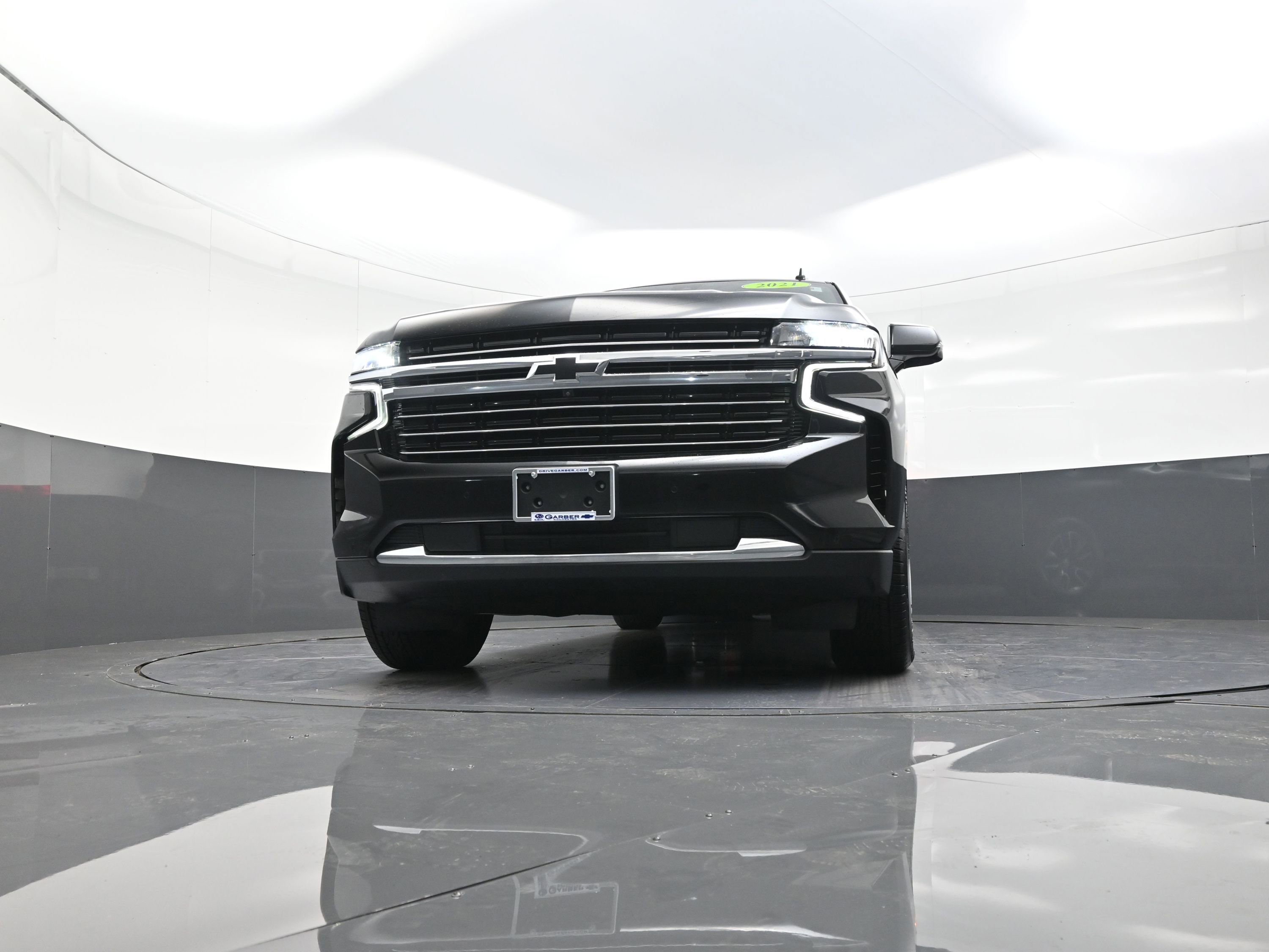 Used 2021 Chevrolet Suburban LT w/ LT Signature Package image 10