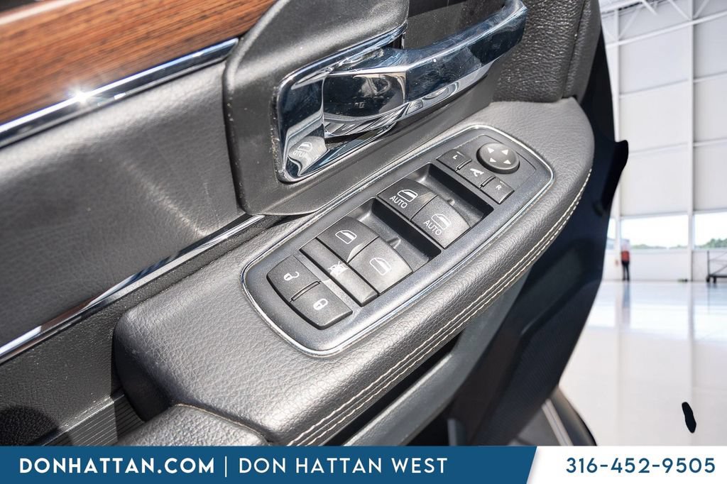 Used 2016 RAM 1500 Laramie AWD/4WD image 16