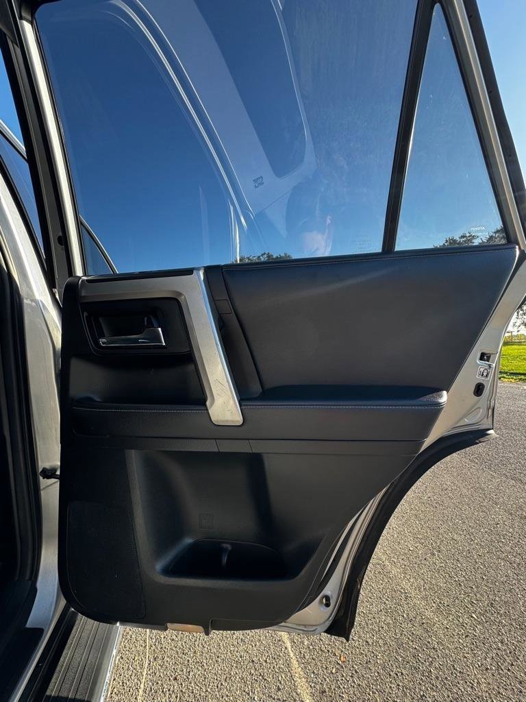 Used 2018 Toyota 4Runner SR5 image 15