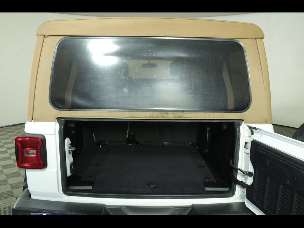 Used 2021 Jeep Wrangler Unlimited Sport AWD/4WD image 13