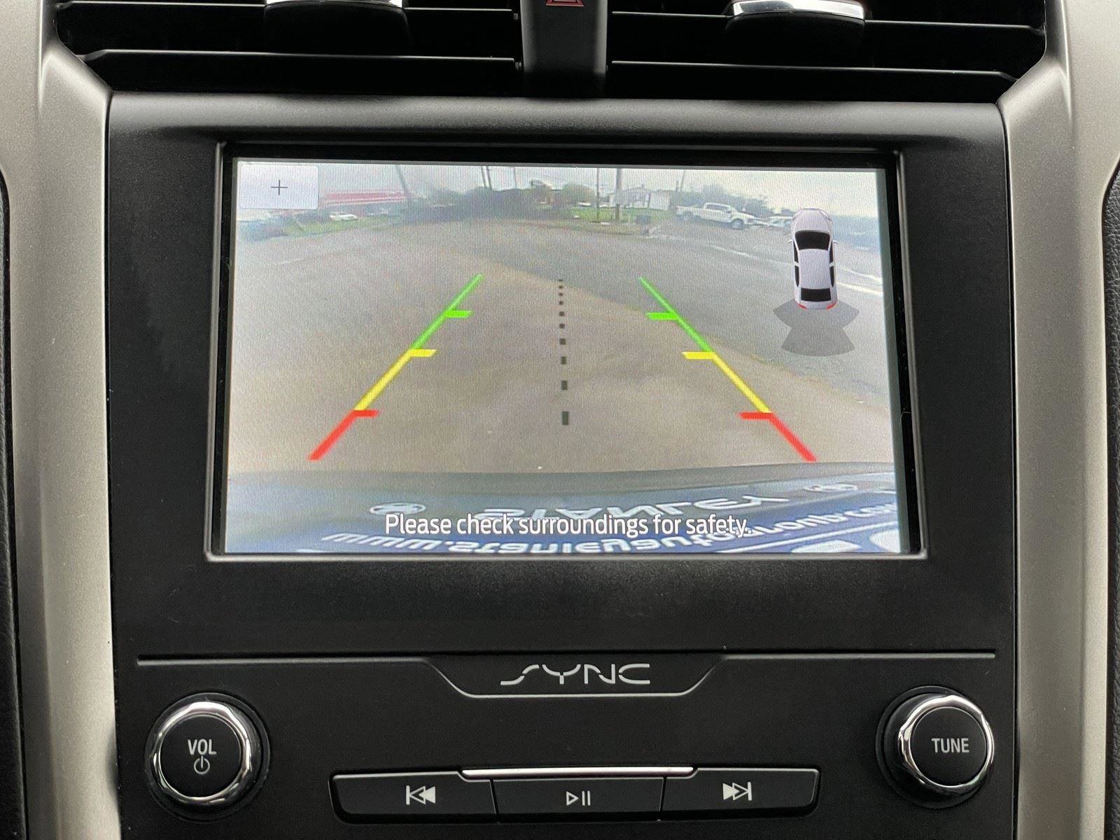 Used 2019 Ford Fusion SEL FWD image 21