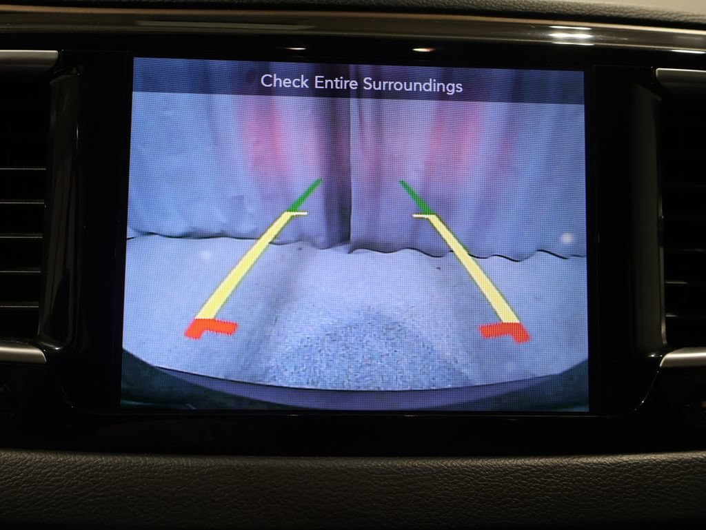 Used 2017 Chrysler Pacifica Touring-L Plus w/ Tire & Wheel Group FWD image 30