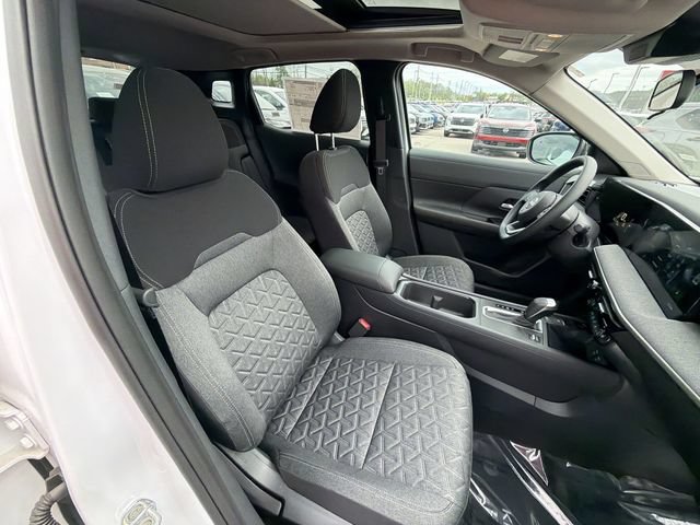 New 2026 Nissan Kicks SV w/ SV Premium Package AWD/4WD image 24