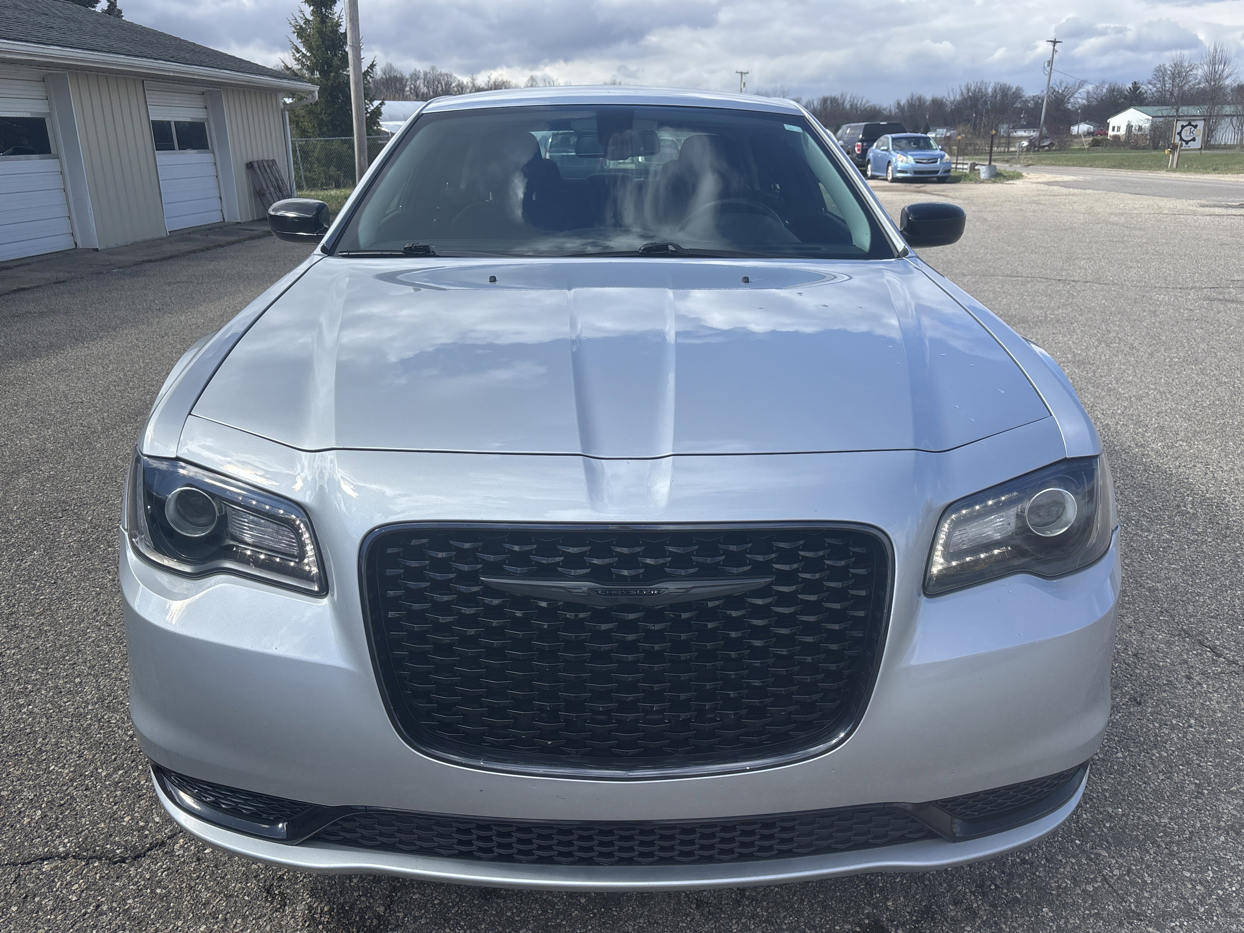 Used 2021 Chrysler 300 Touring w/ Sport Appearance Package image 9
