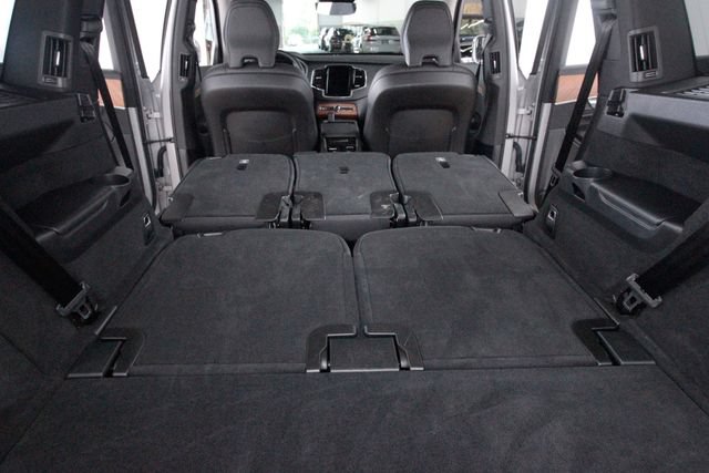 Certified 2025 Volvo XC90 B5 Plus w/ Protection Package Premier AWD/4WD image 47