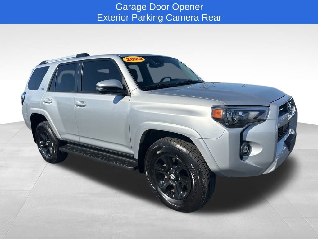 Used 2022 Toyota 4Runner SR5 Premium image 3