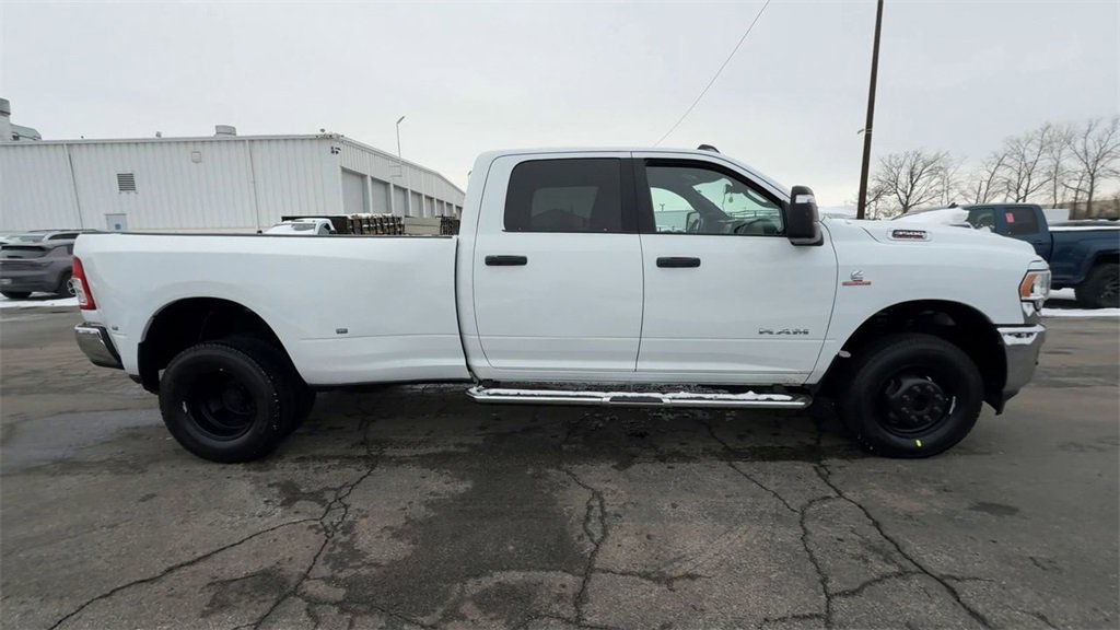 Used 2024 RAM 3500 Big Horn image 9