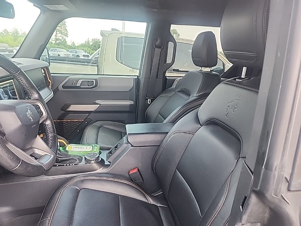 Used 2023 Ford Bronco Badlands w/ Sasquatch Package AWD/4WD image 11