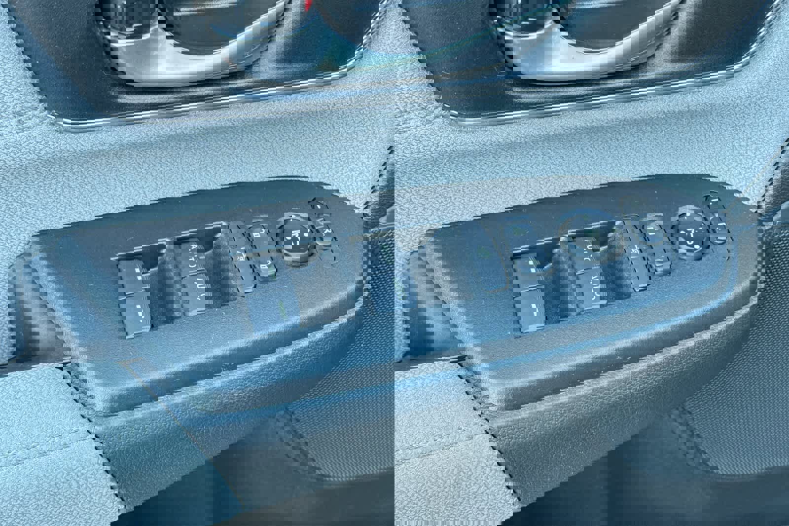 Used 2018 Honda CR-V EX image 13