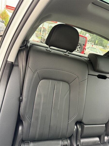 Used 2023 Audi Q5 2.0T Premium Plus w/ Premium Plus Package AWD/4WD image 53