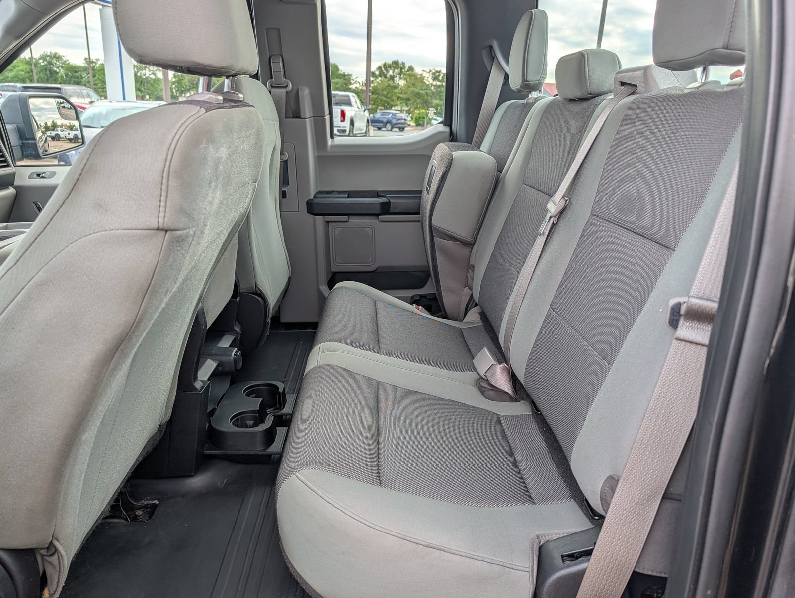 Used 2015 Ford F150 XL w/ Equipment Group 101A Mid AWD/4WD image 19